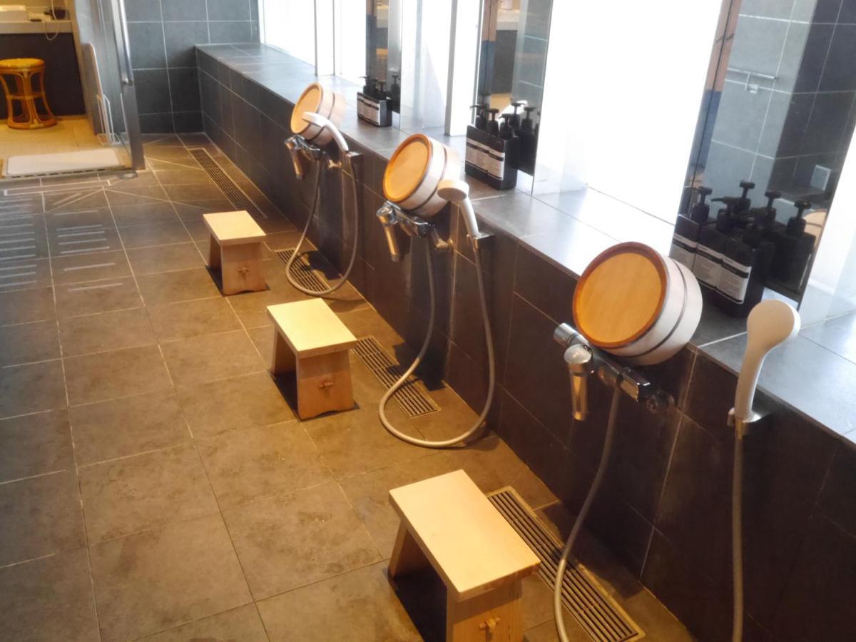 Hearts Capsule Hotel & Spa Hakata Fukuoka  Extérieur photo