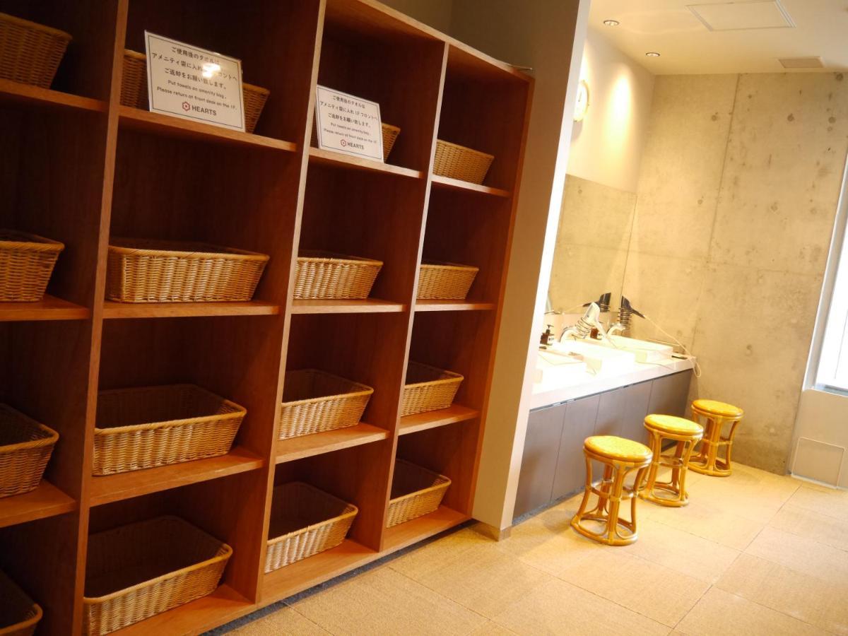 Hearts Capsule Hotel & Spa Hakata Fukuoka  Extérieur photo