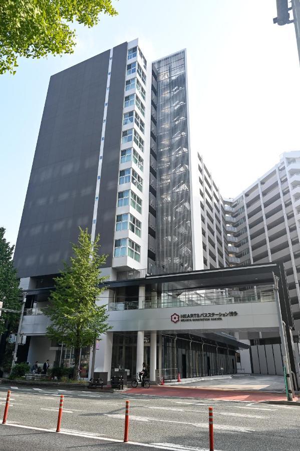 Hearts Capsule Hotel & Spa Hakata Fukuoka  Extérieur photo